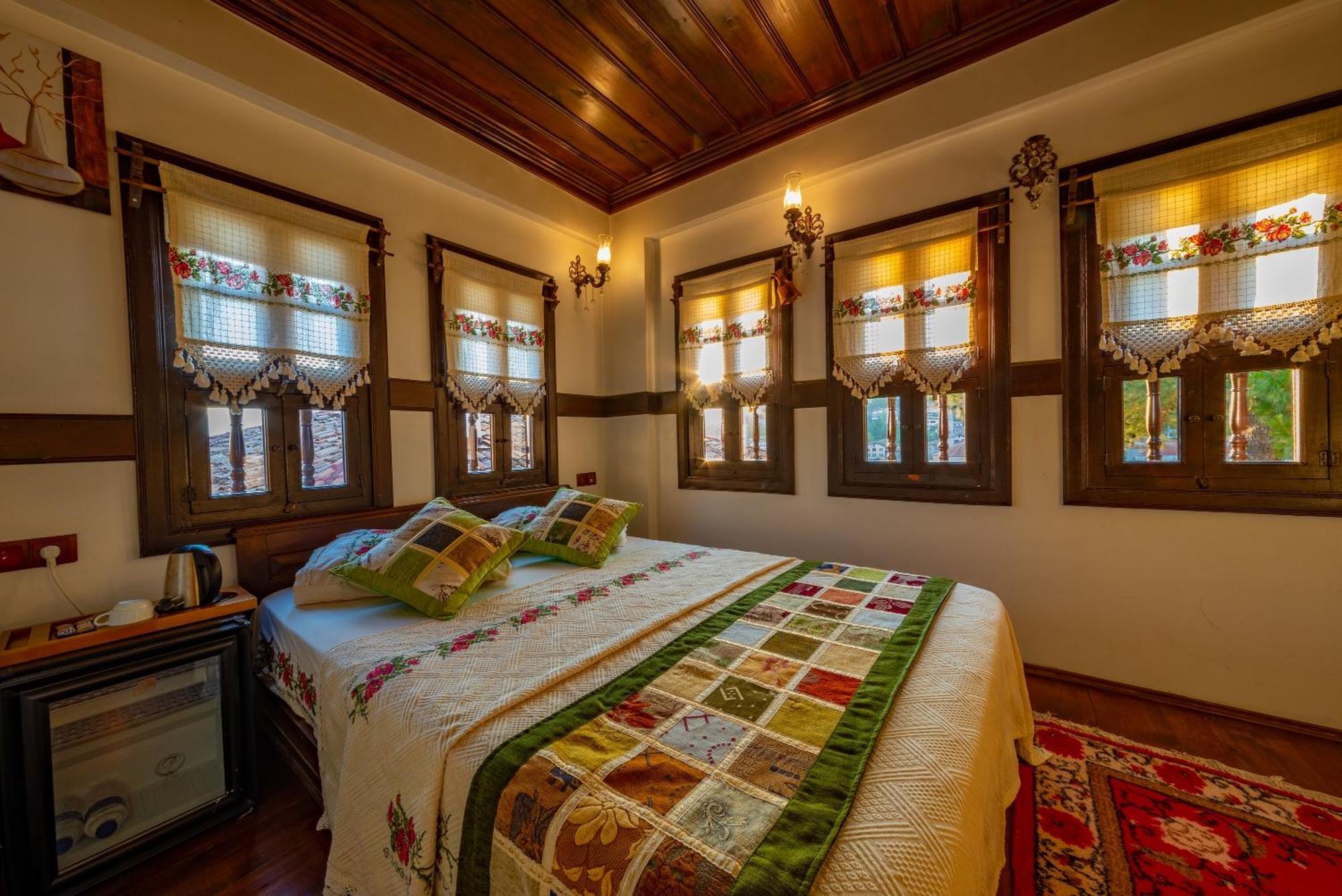 Safranbolu Seyi̇R Konak Otel Экстерьер фото